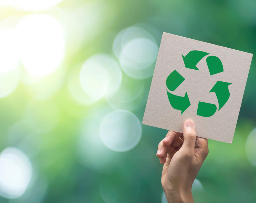 La ley de residuos y economía circular prevé dos nuevos impuestos a partir de 2023